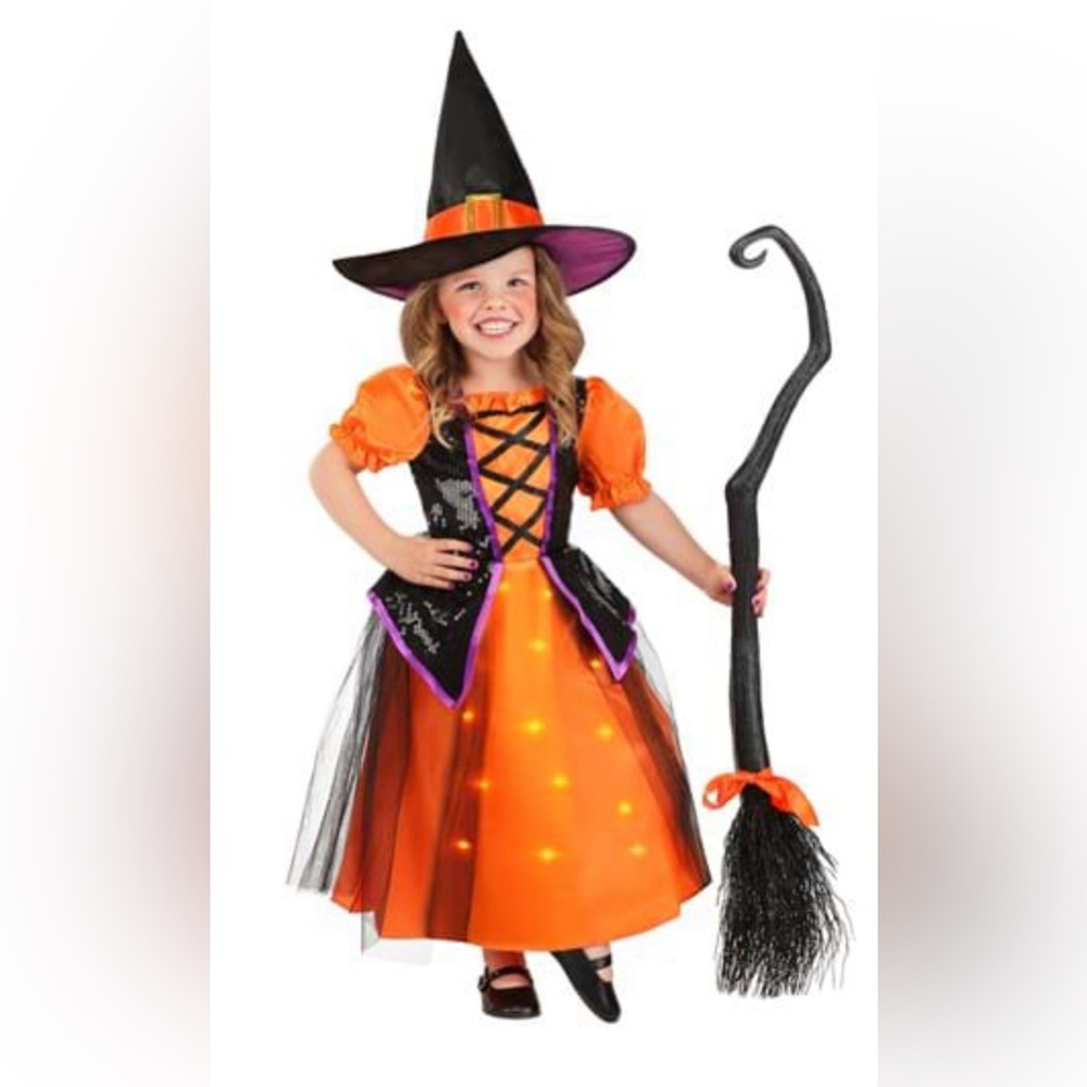 NWT: Light Up Witch Costume with Hat 3T 4T